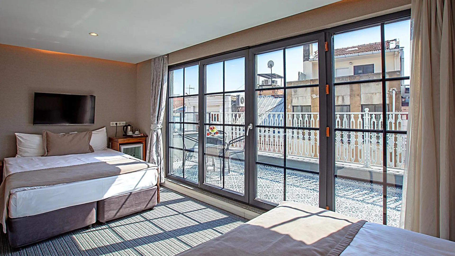 Aston Hotel Taksim Istanbul 4*,